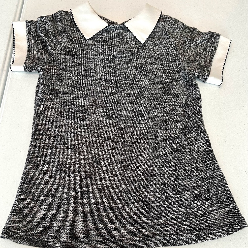 EUC Super cute short sleeved top by Freeway